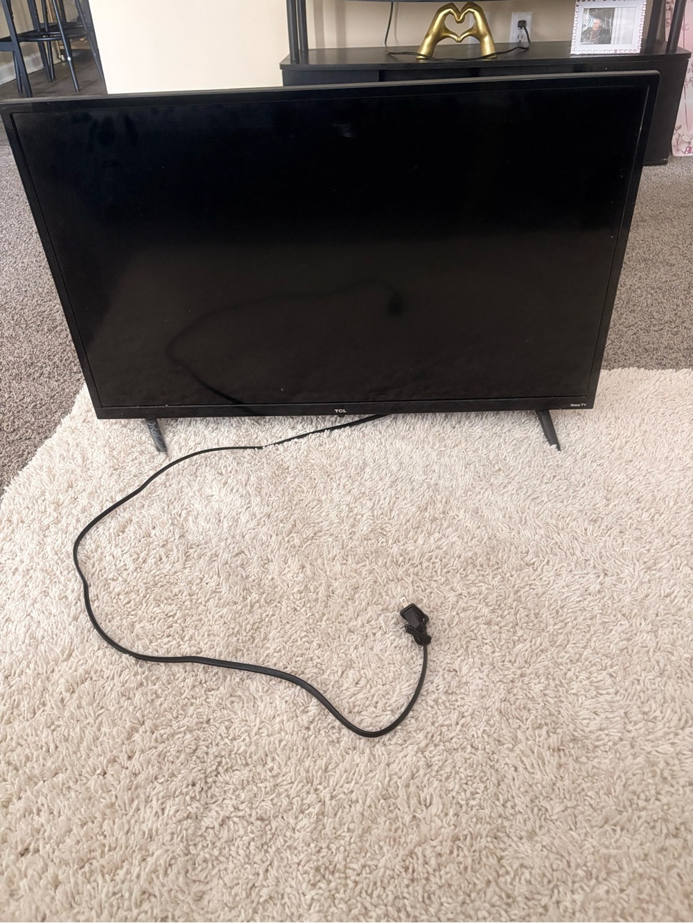 TCL Roku LED TV - Picture 3 of 3